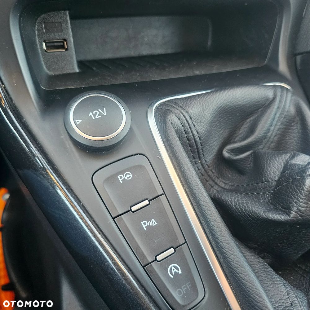 Ford Focus - 21