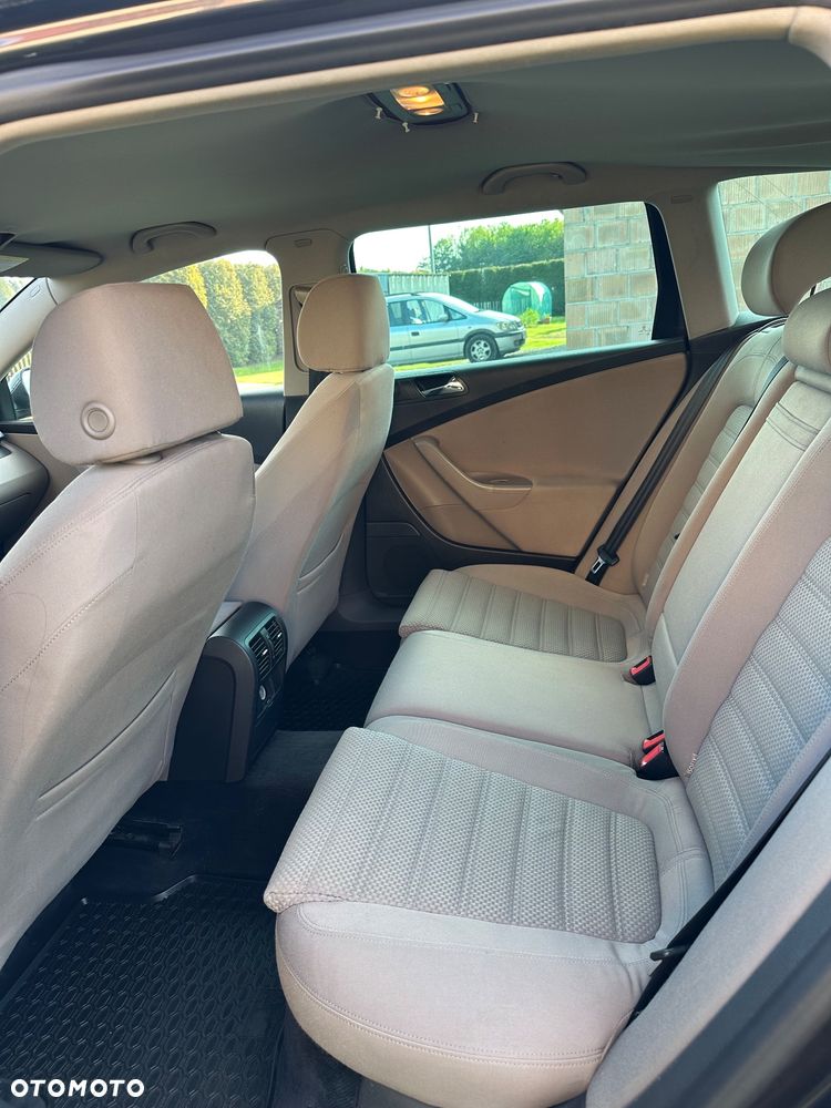 Volkswagen Passat 2.0 TDI DPF DSG Comfortline - 14
