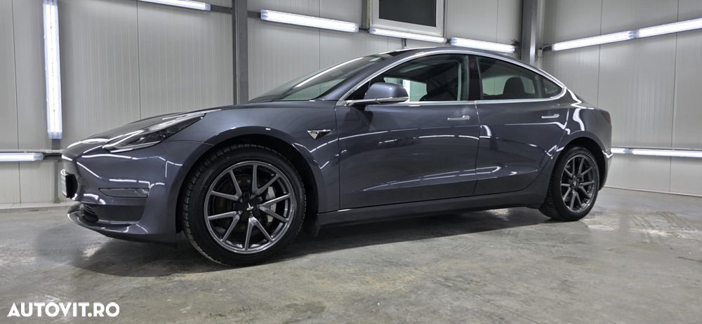 Tesla Model 3 Allradantrieb Dual Motor Performance - 11