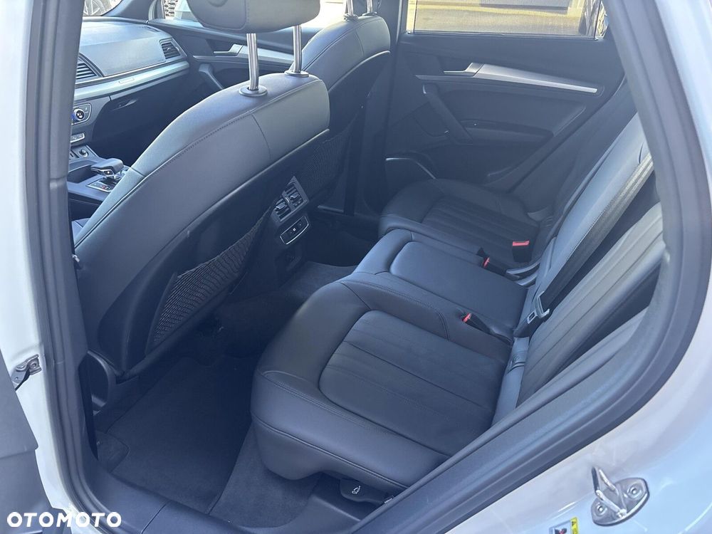 Audi Q5 Sportback - 25