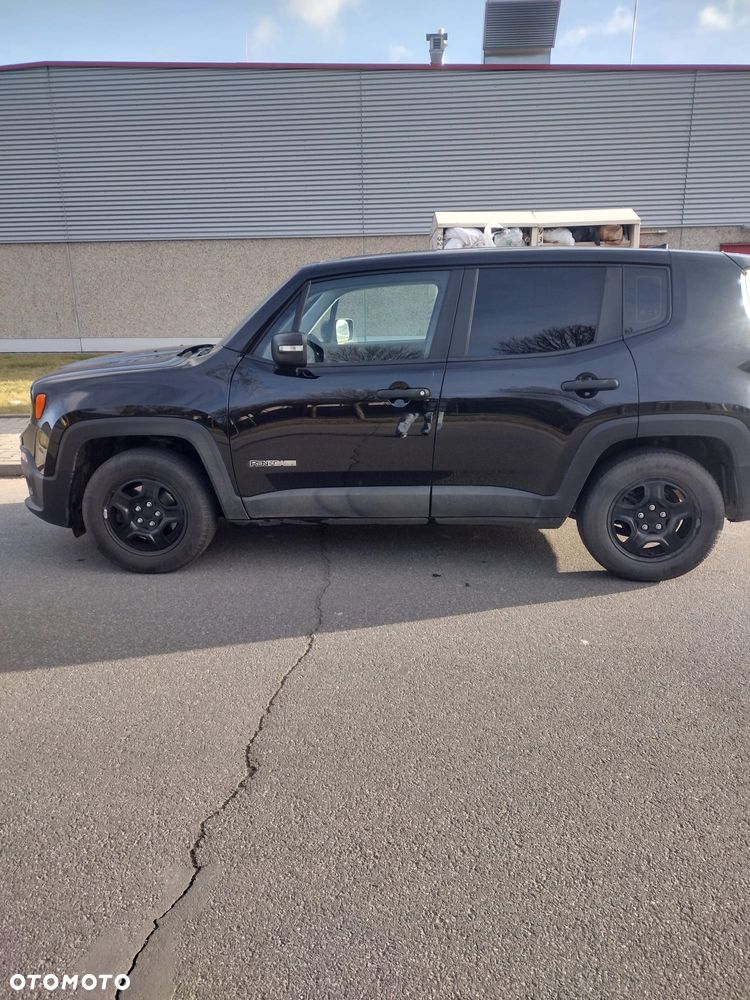 Jeep Renegade 1.6 E-TorQ Sport FWD - 4