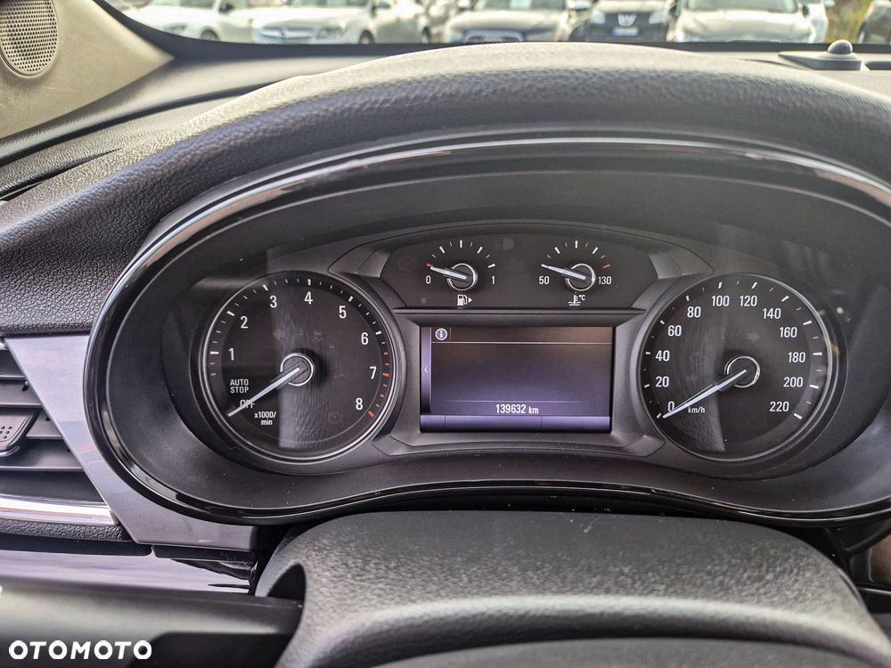 Opel Mokka X 1.4 T Design Line S&S - 31