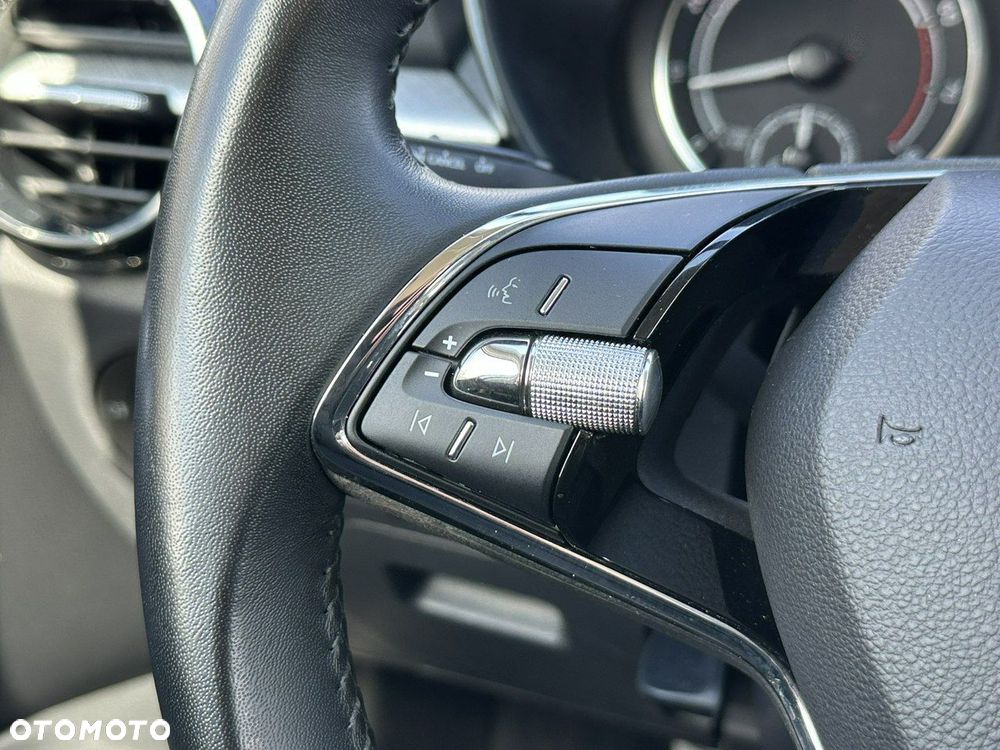 Skoda Fabia 1.0 Ambition - 33