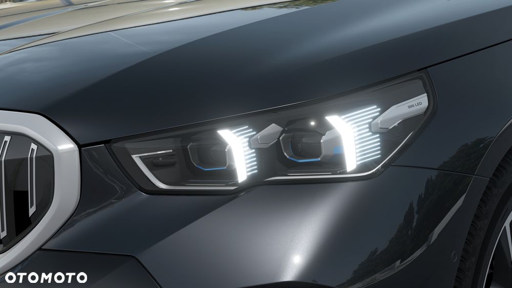 BMW Seria 5 530e PHEV M Sport - 6