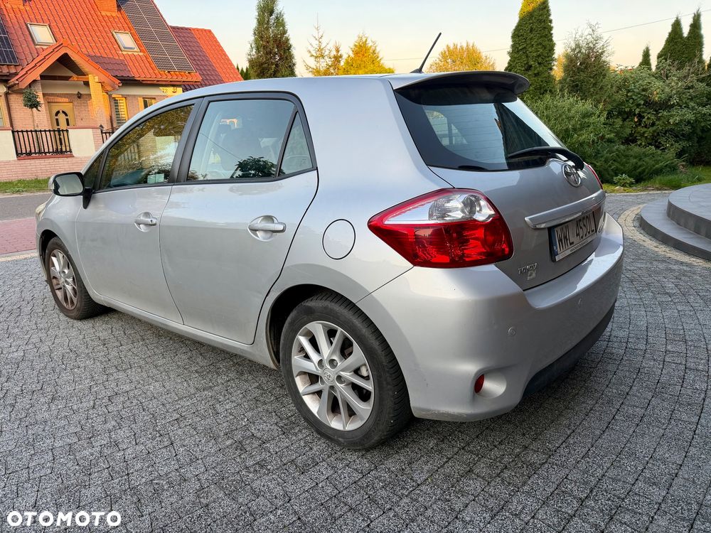 Toyota Auris - 6
