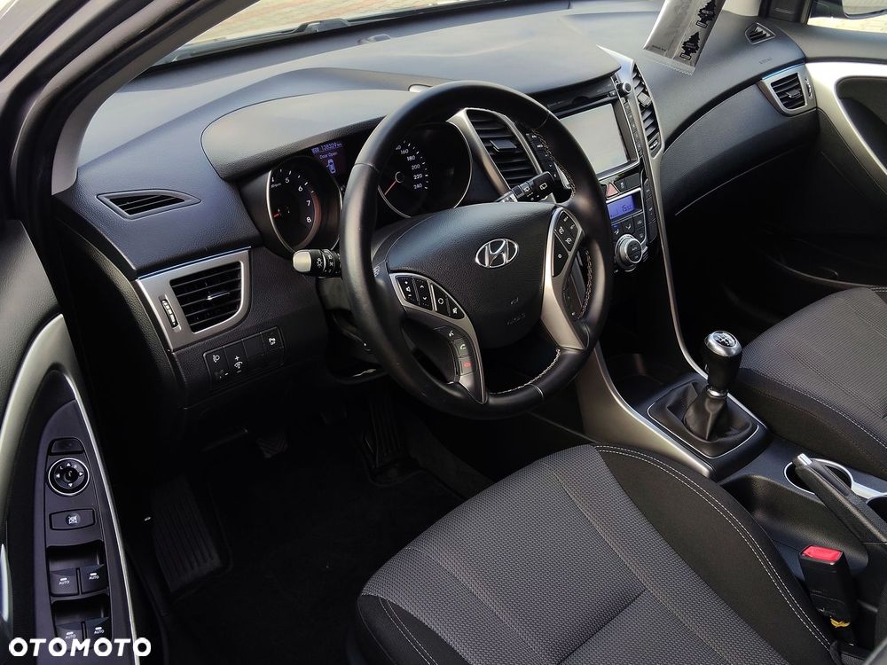 Hyundai i30 1.4 Fifa World Cup Edition - 26