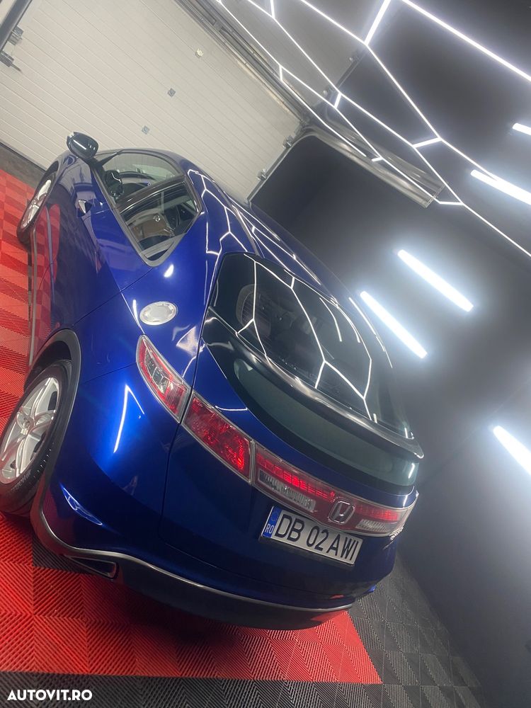 Honda Civic 1.4 i-VTEC MT Comfort - 11