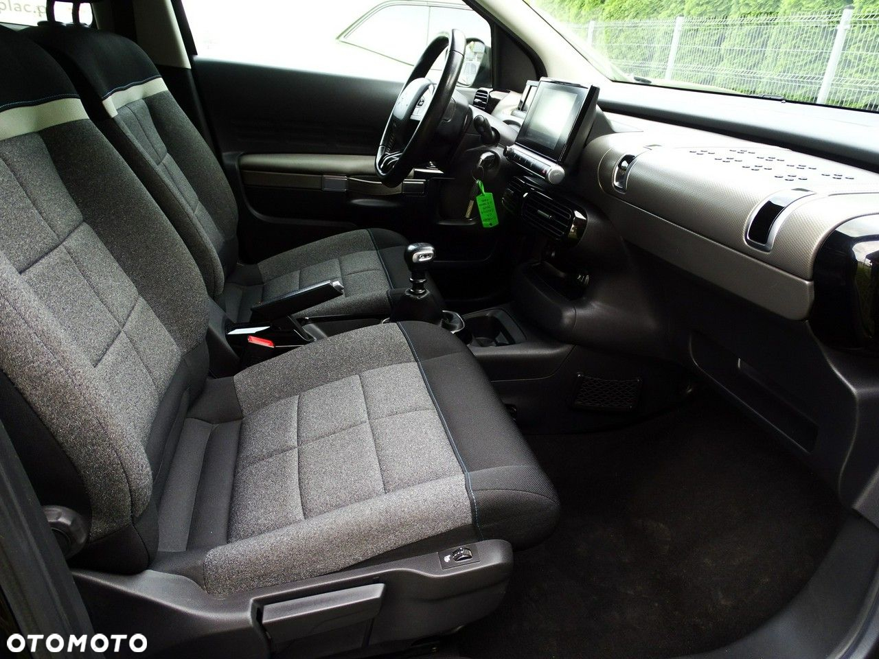Citroën C4 Cactus - 16