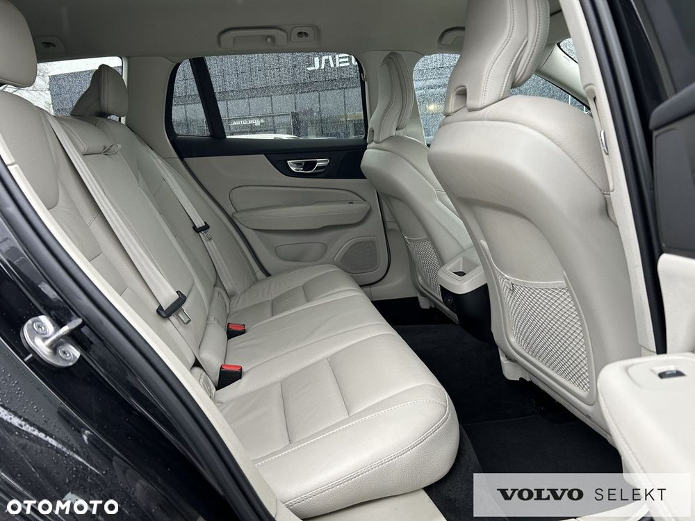 Volvo V60 - 15