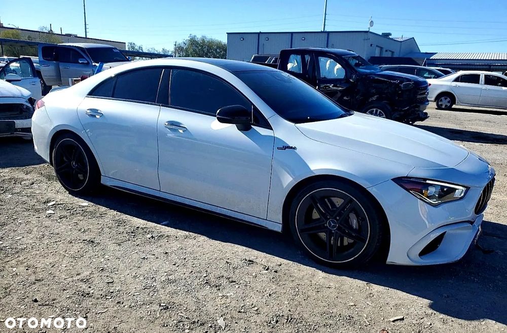 Mercedes-Benz CLA - 2