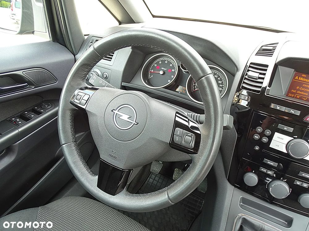 Opel Zafira 1.8 Innovation - 19