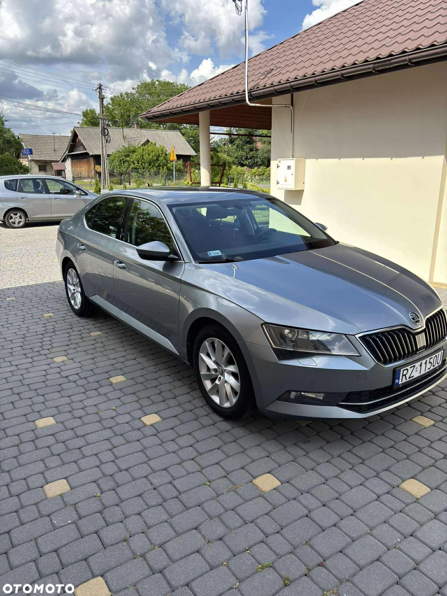 Skoda Superb 2.0 TDI Style - 2
