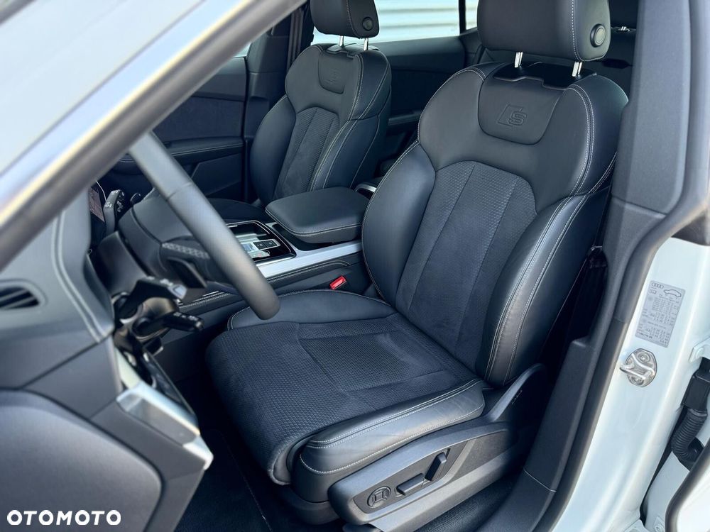 Audi Q8 - 34