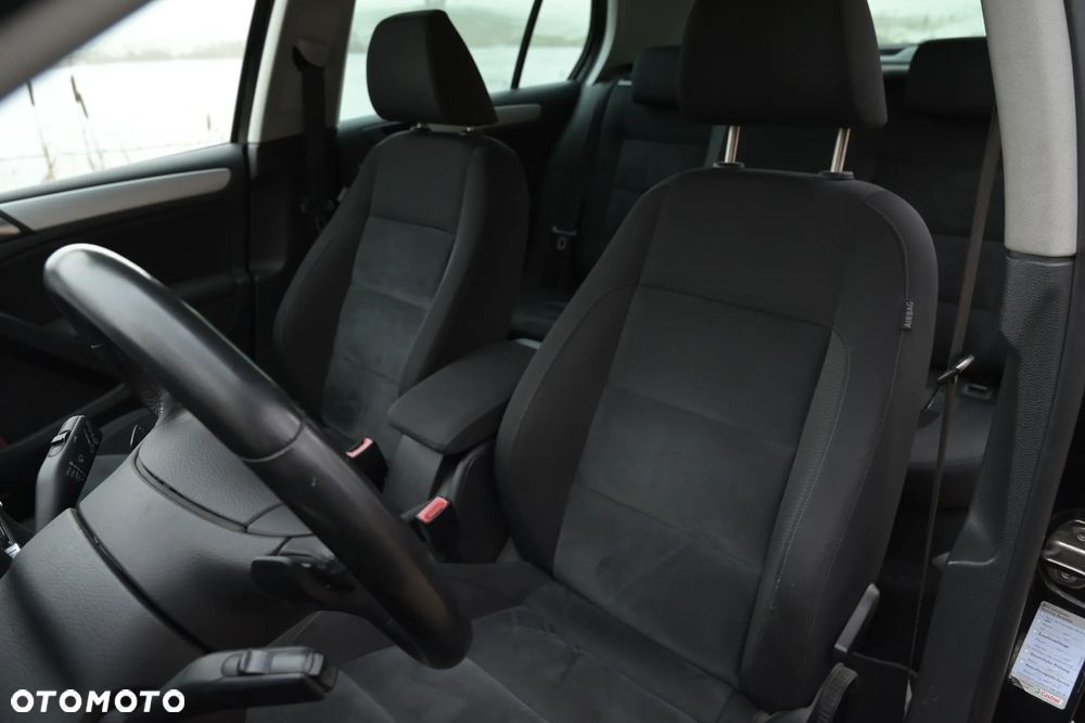 Volkswagen Golf 1.4 TSI DSG Highline - 18