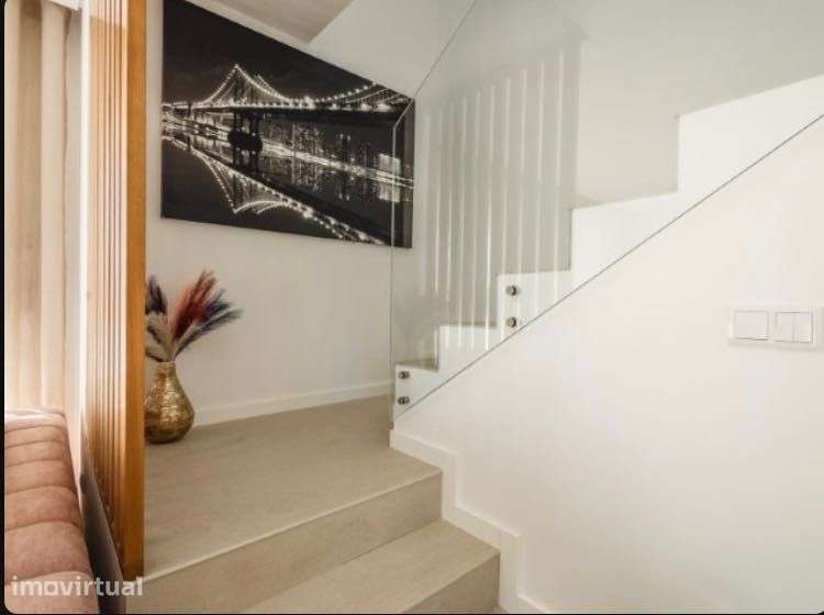 Apartamento Duplex - Grande imagem: 2/12
