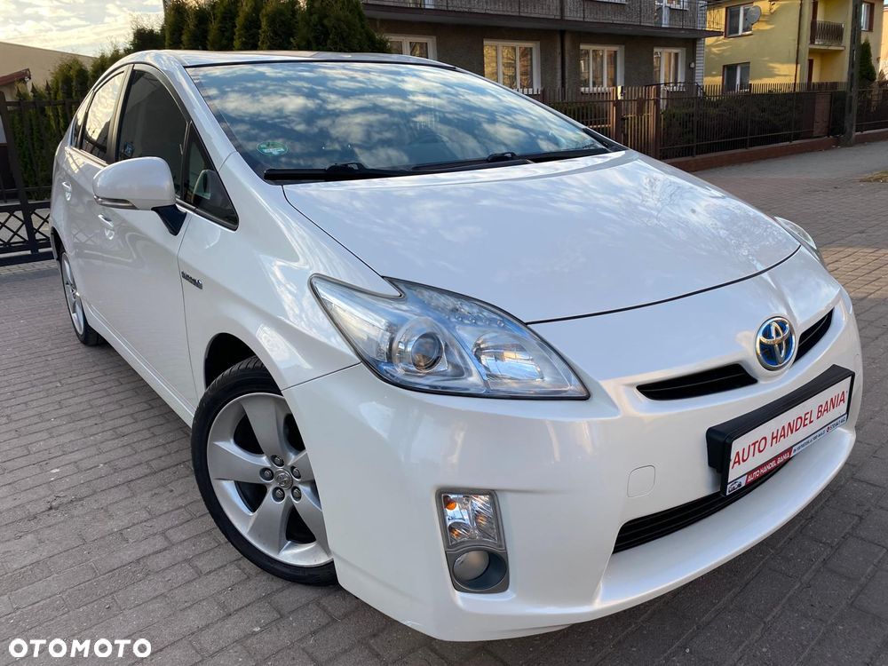 Toyota Prius (Hybrid) Comfort - 24
