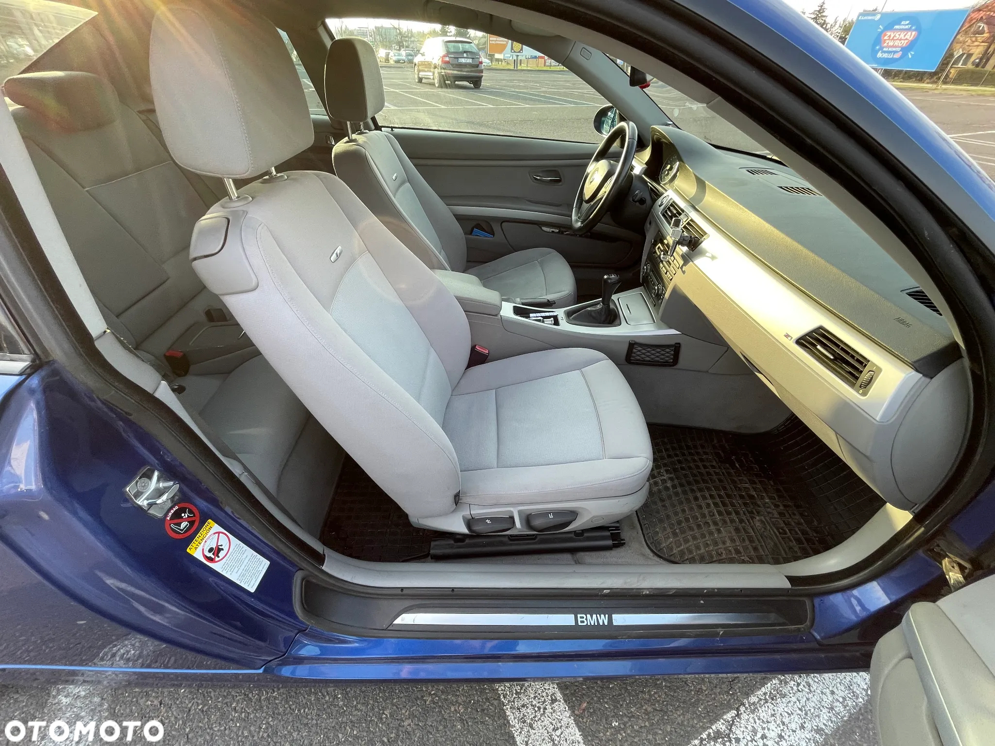 BMW Seria 3 320i Coupe - 11