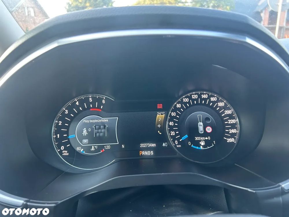 Ford Galaxy - 19