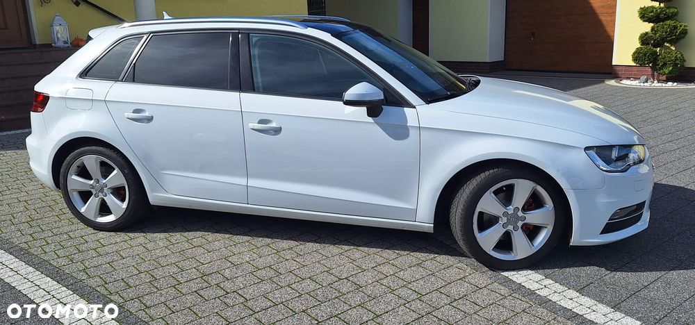 Audi A3 Sportback 1.4 TFSI Ambiente - 2