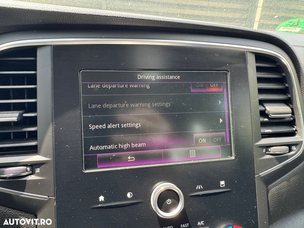 Renault Megane ENERGY TCe 100 INTENS - 7
