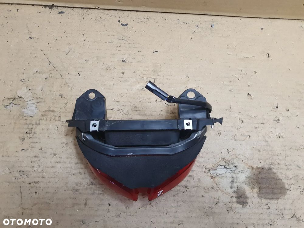 YAMAHA FZ1 LAMPA TYŁ 1146-36 - 2