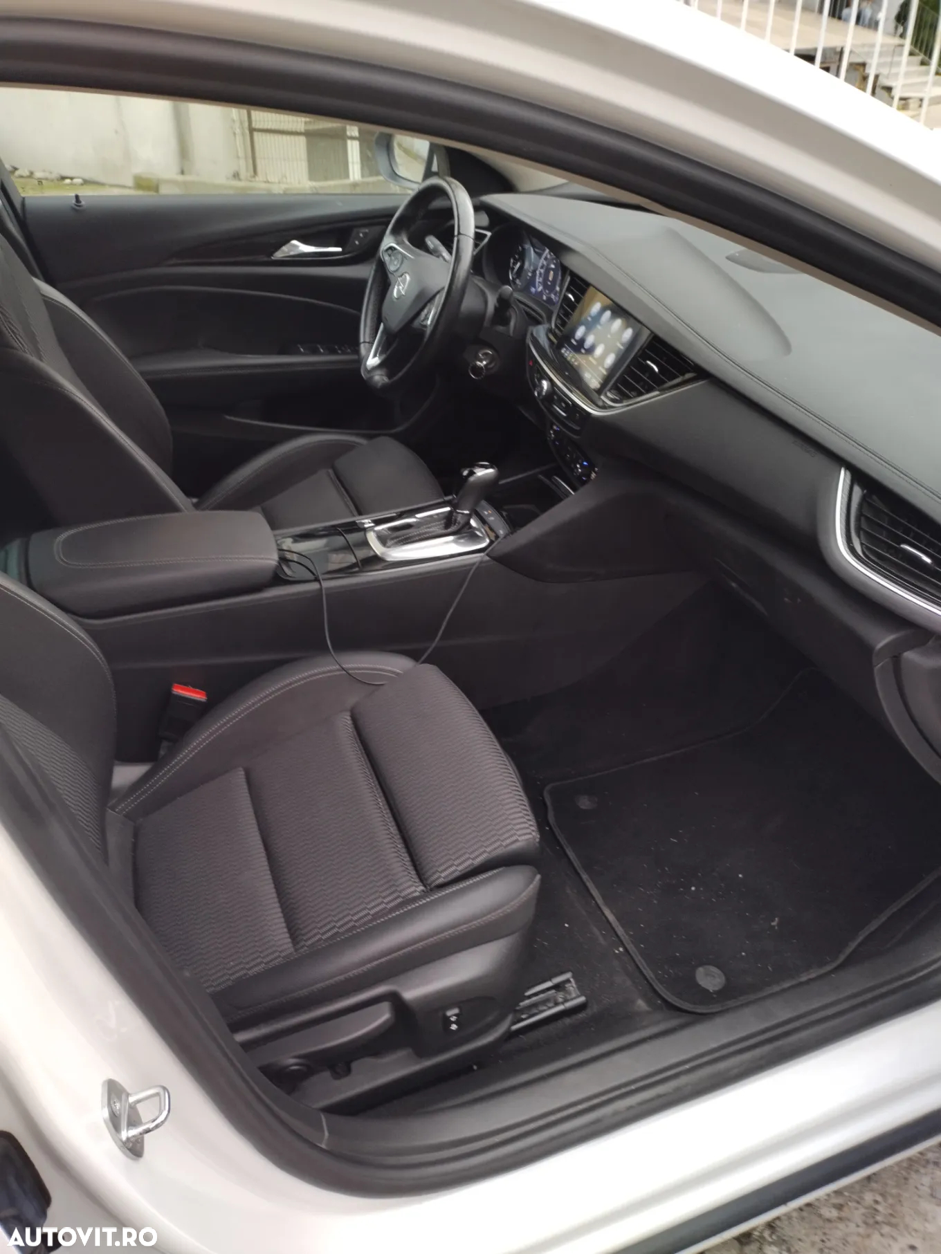 Opel Insignia Sports Tourer 1.6 ECOTEC Diesel Aut Exclusive - 3
