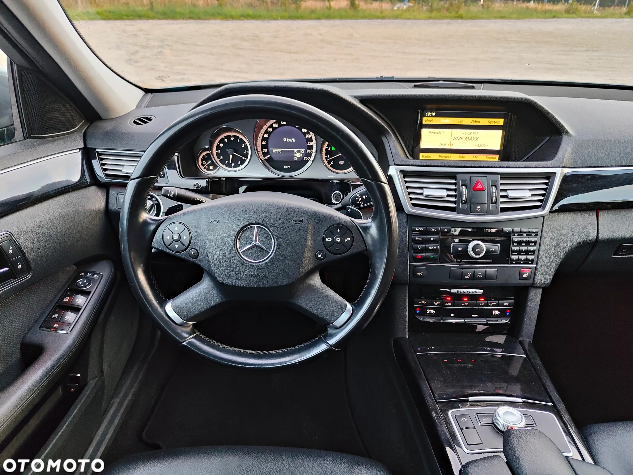 Mercedes-Benz Klasa E 350 CGI 7G-TRONIC Avantgarde - 14