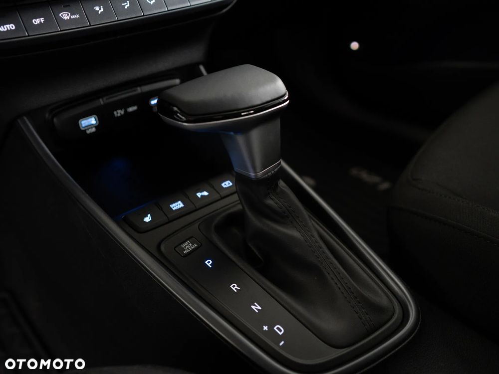 Hyundai i20 1.0 T-GDi Smart DCT - 21