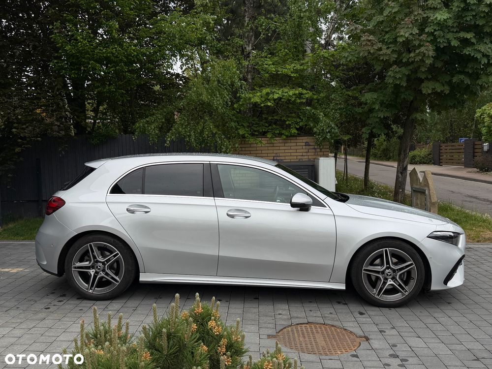 Mercedes-Benz Klasa A 200 AMG Line 7G-DCT - 3