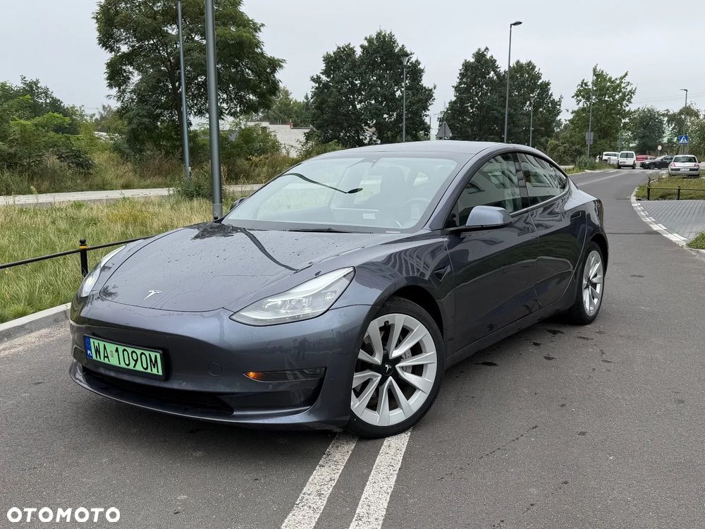 Tesla Model 3 RWD - 1
