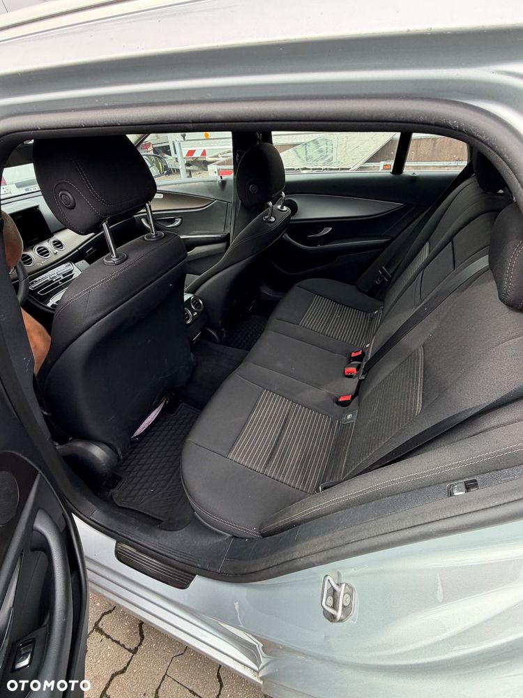 Mercedes-Benz Klasa E 350 d 9G-TRONIC - 5