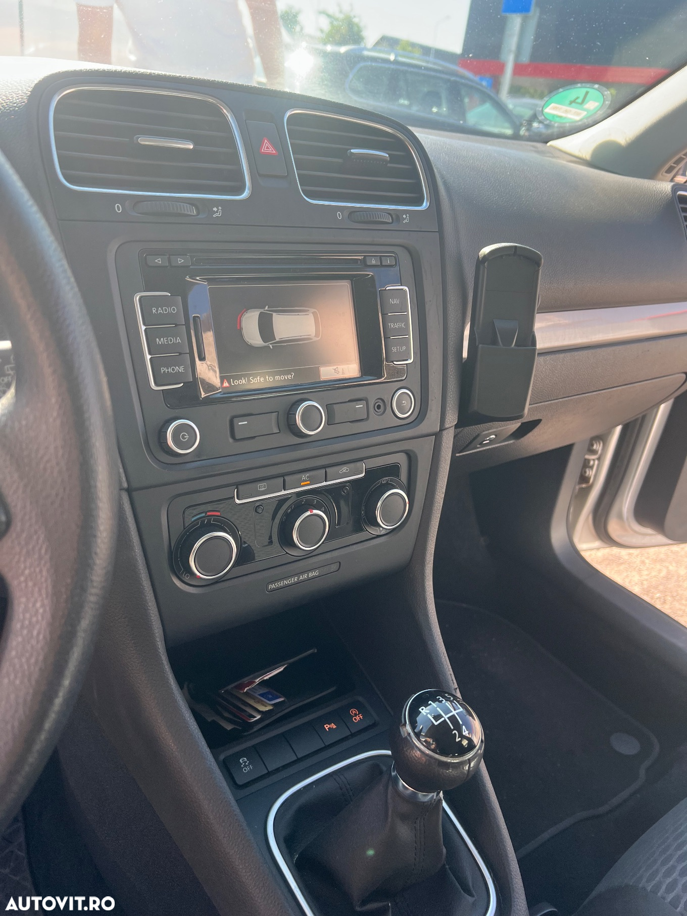 Volkswagen Golf - 9