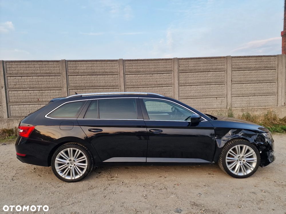 Skoda Superb ver-combi-1-4-tsi-iv-dsg-style - 37
