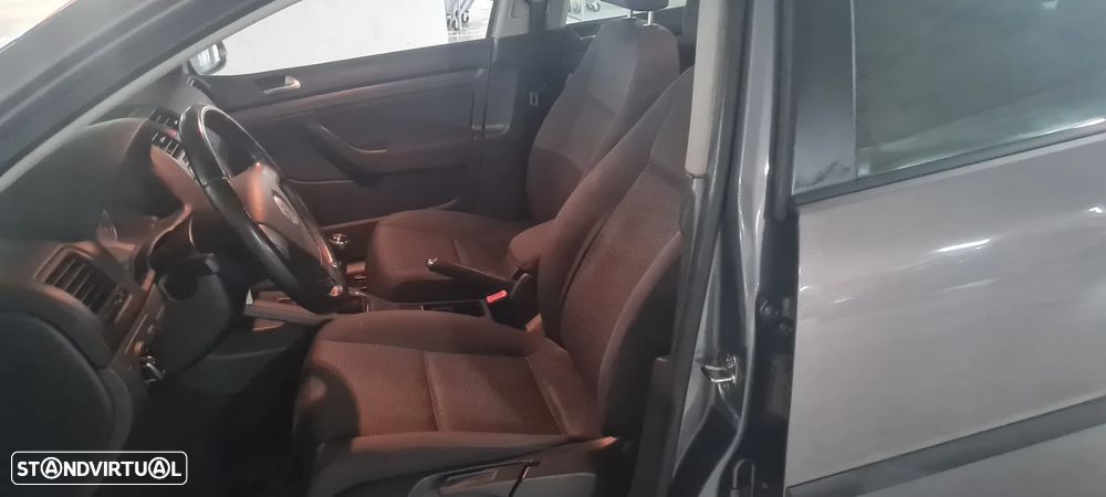 VW Golf 1.4 FSi Trendline - 7