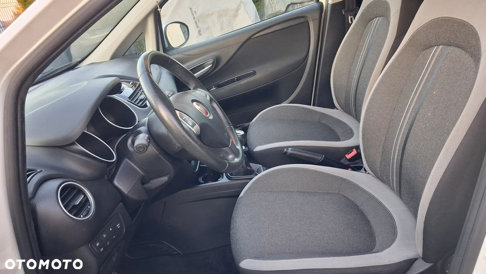 Fiat Punto Evo - 13