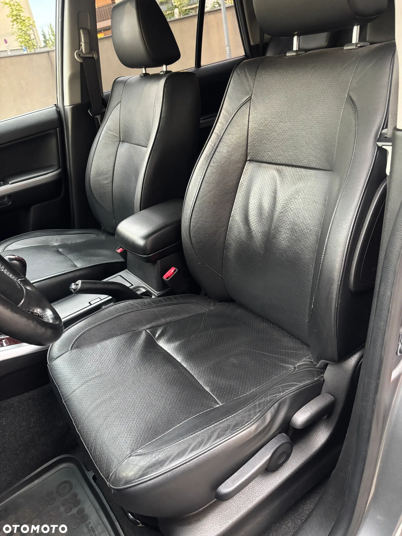 Suzuki Grand Vitara 2.0 De luxe - 13