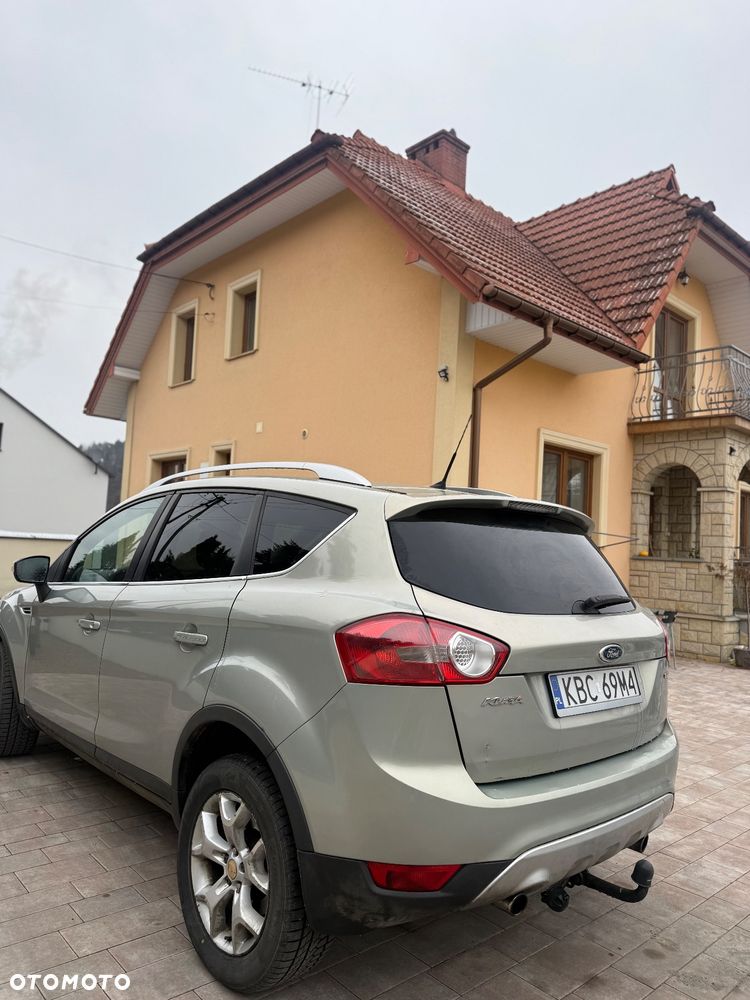 Ford Kuga 2.0 TDCi 4x4 Titanium - 6