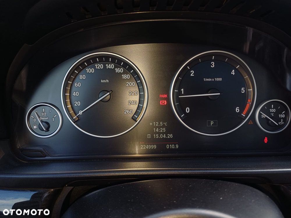 BMW Seria 5 520d - 12