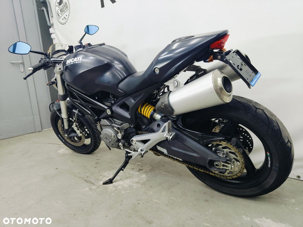 Ducati Monster - 23