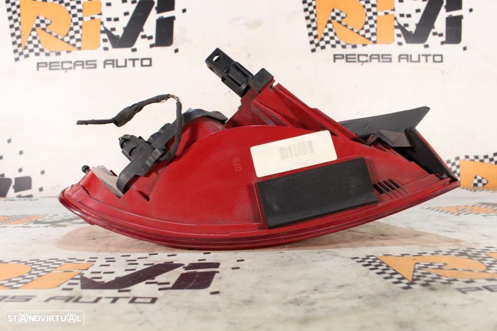 Farolim Direito Audi A4 (8K2, B8)  8K5945096d / Chassi Passageiro Seda - 10