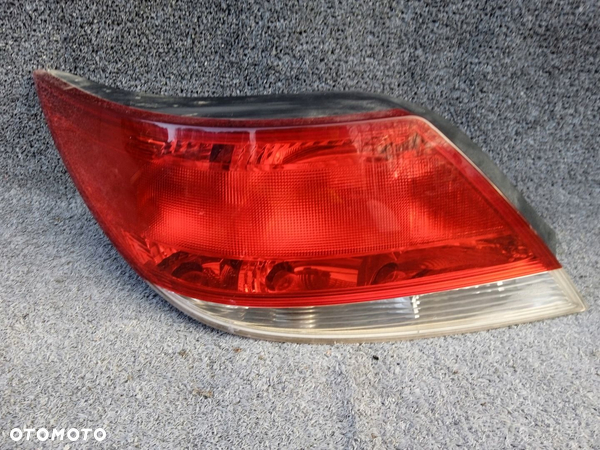 Lampa prawa/lewa tylna Opel Astra H Cabrio