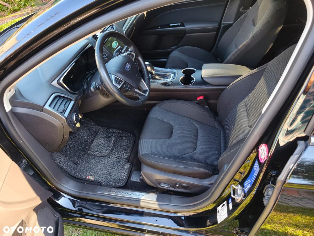 Ford Mondeo 2.0 TDCi Titanium PowerShift - 18