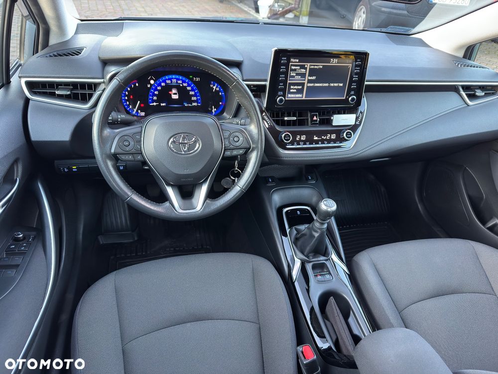 Toyota Corolla 1.6 Comfort - 24