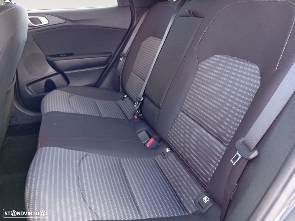 Kia XCeed 1.0 T-GDI Dynamic - 13