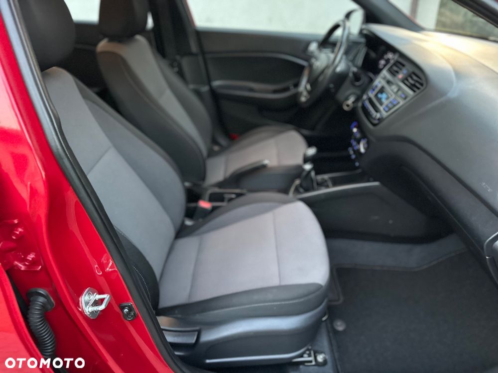 Hyundai i20 1.2 YES Plus - 24