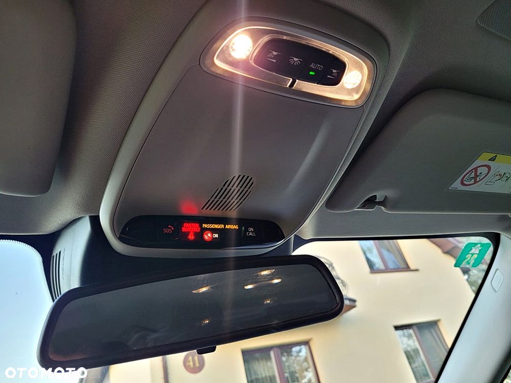 Volvo V60 D3 Geartronic Momentum Pro - 25