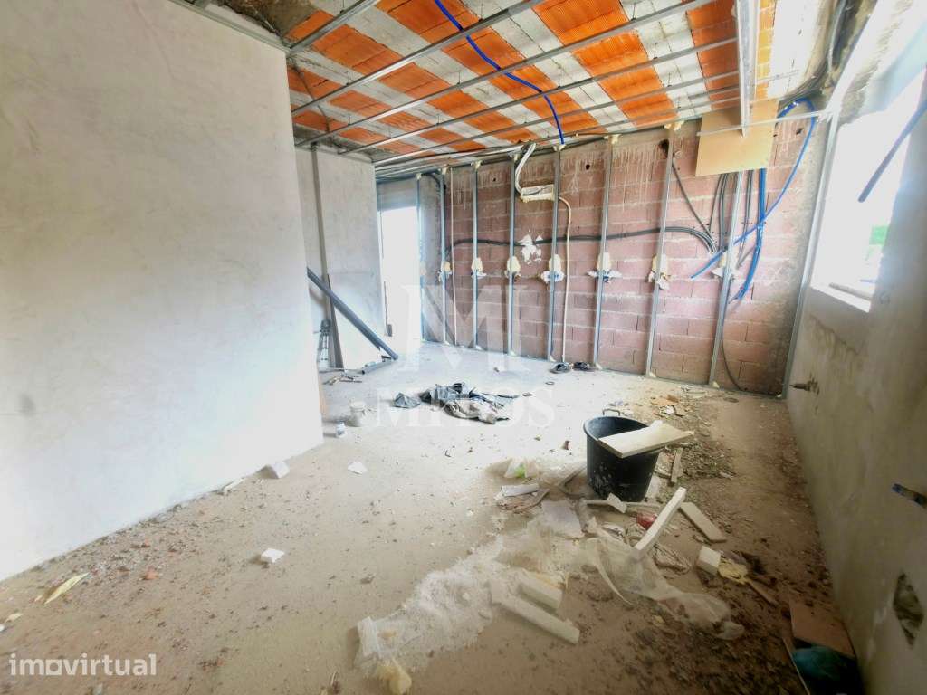 Moradia T3 em construção situada na Correlhã - Ponte de Lima - Grande imagem: 5/27