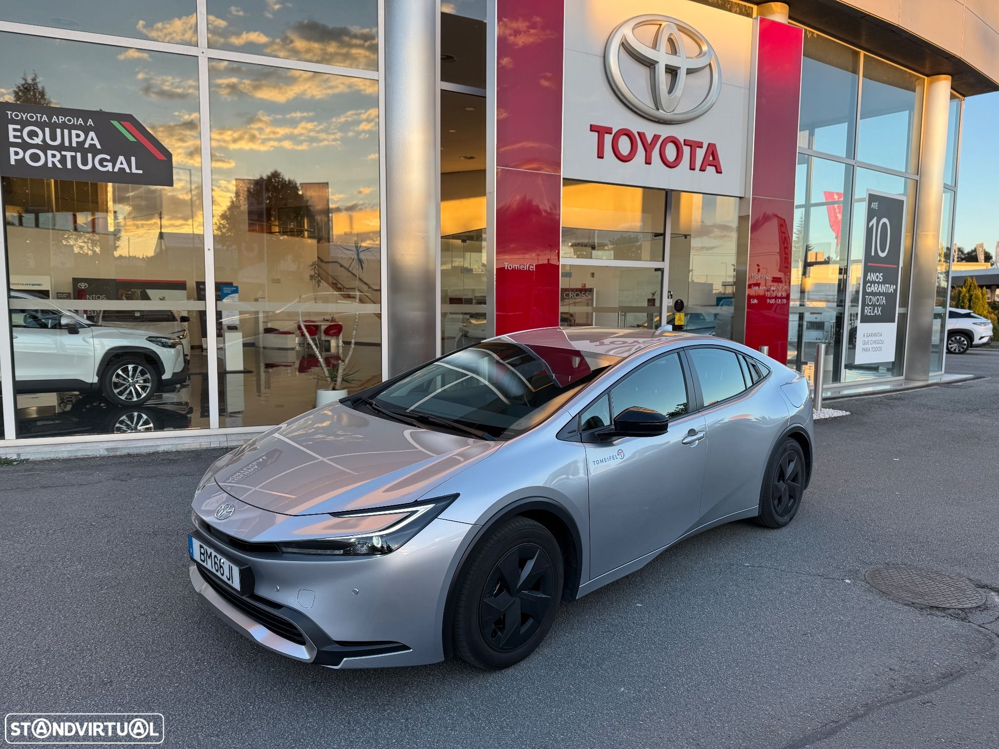 Toyota Prius 2.0 Plug-in Exclusive - 1
