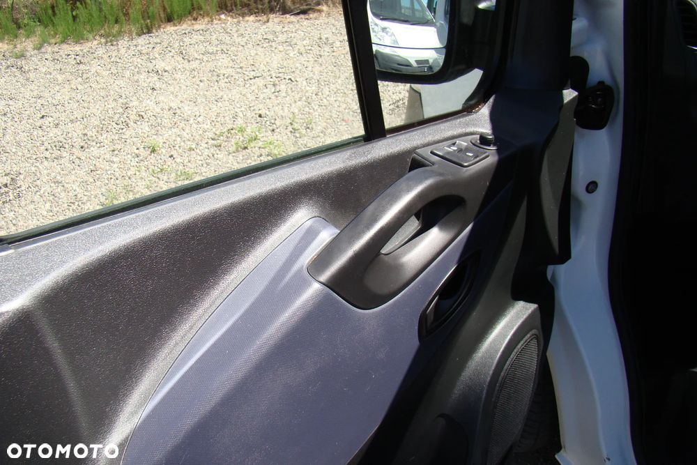 Opel Vivaro - 7