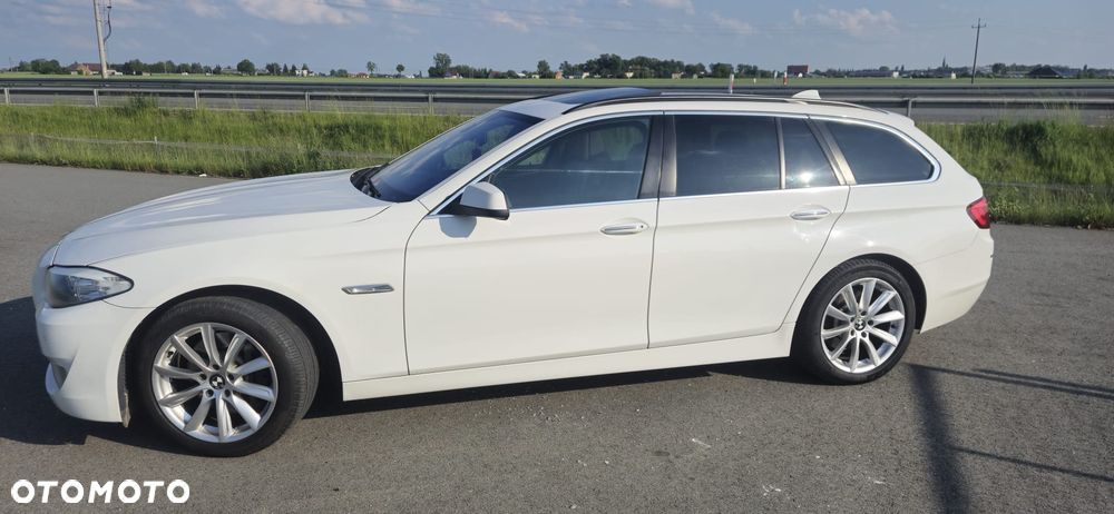 BMW Seria 5 525d xDrive - 20